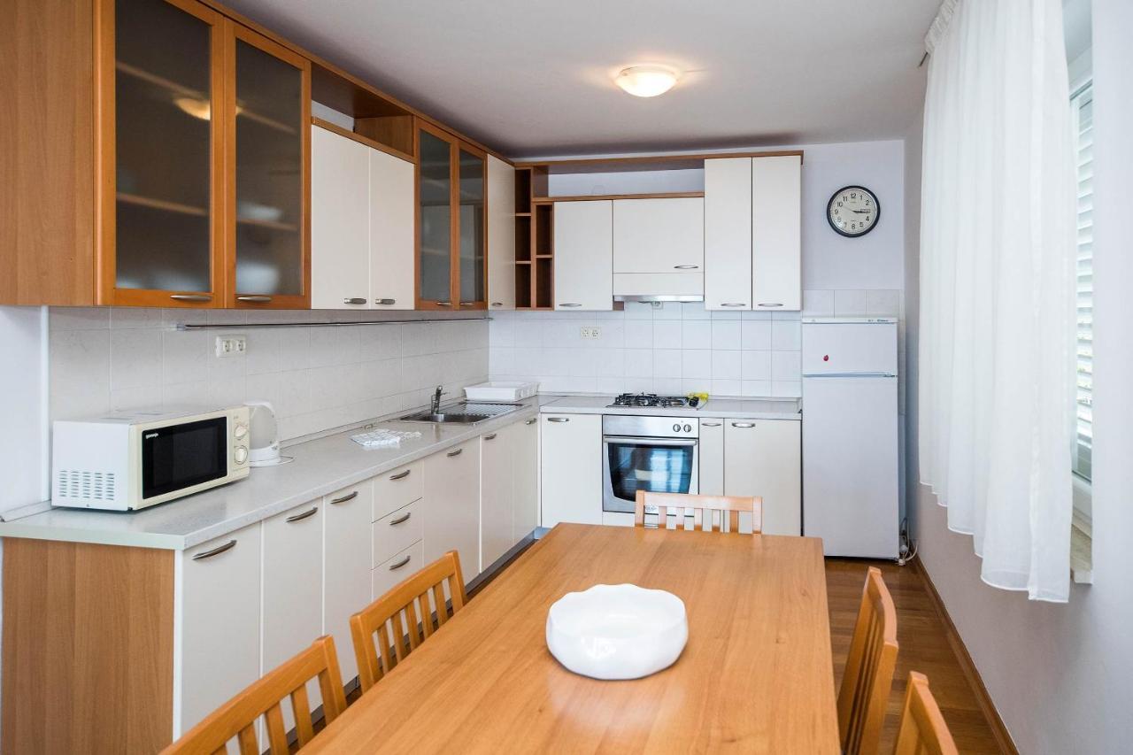 Apartments Gajdasic Цриквеница Экстерьер фото